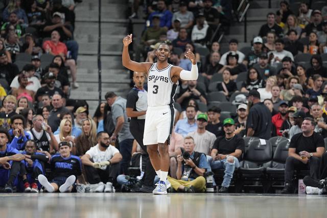 本-西蒙斯与国王签约350万美元 重新加入NBA